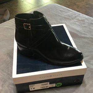 NWOT Black Booties